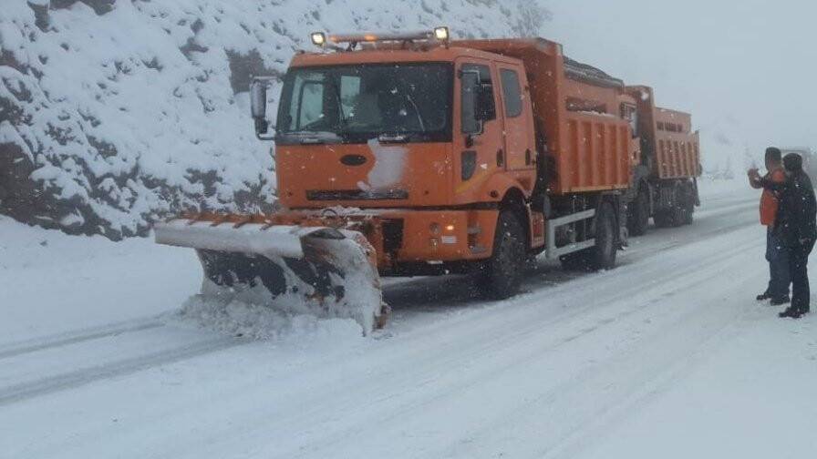 Antalya’ya nisan ayında kar yağdı