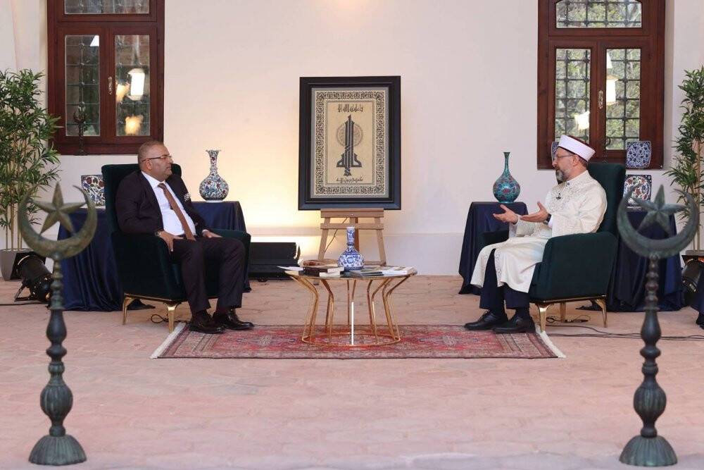 Diyanet İşleri Başkanı Erbaş: 'Umre'ye gitmek isteyen vatandaşlarımız gerekli hazırlıklarını yapsınlar'