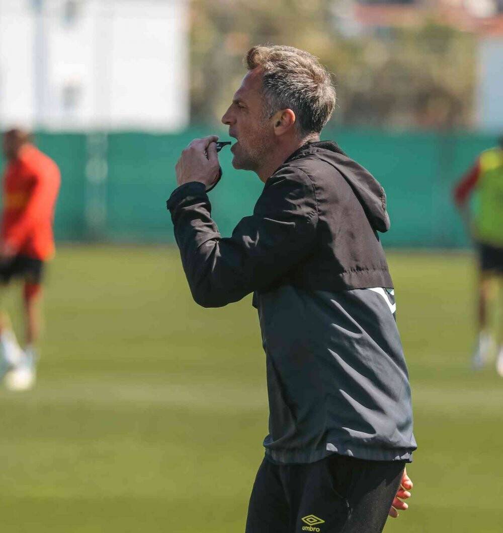 Göztepe’de Fenerbahçe hazırlıkları sürüyor
