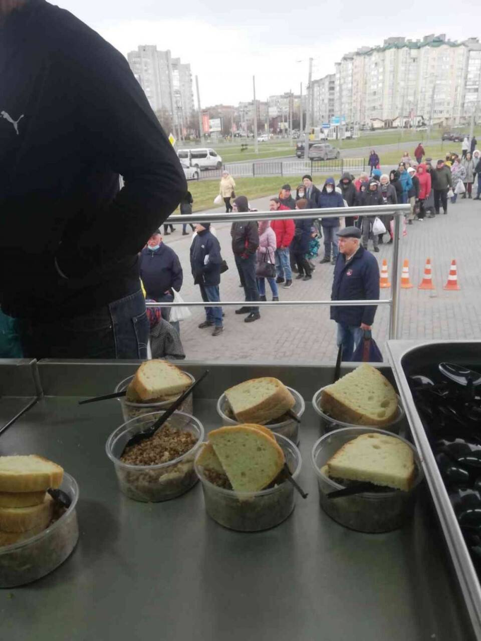 Ukrayna halkı için bugüne kadar 67 tır sevk edildi