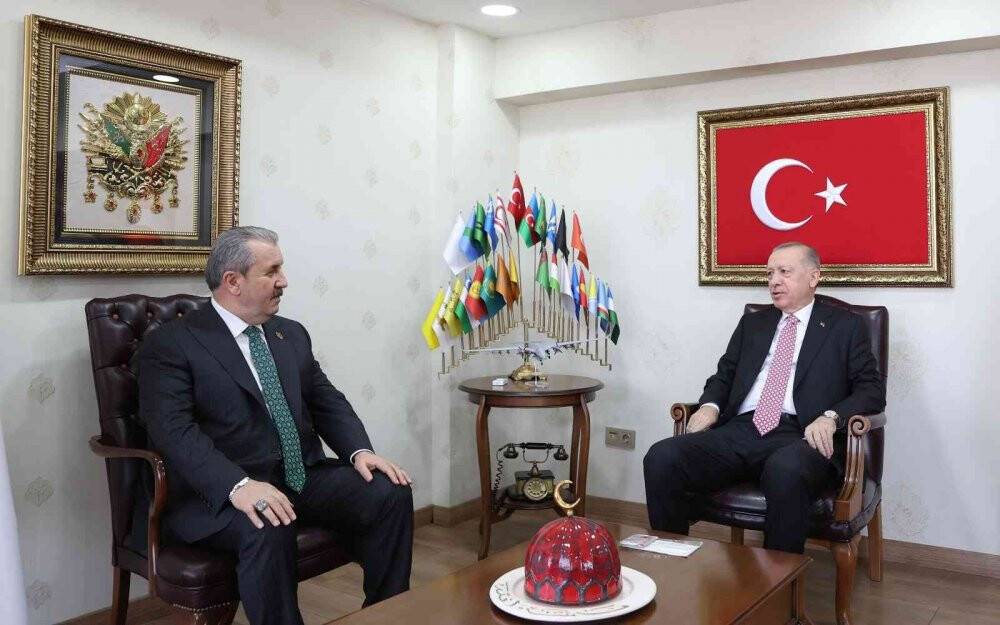 Cumhurbaşkanı Erdoğan, Mustafa Destici’yi BBP Genel Merkezi’nde ziyaret etti