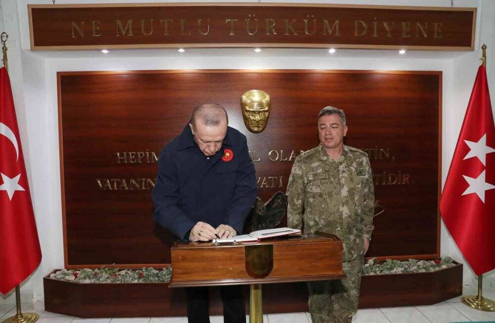 Cumhurbaşkanı Erdoğan’dan Mehmetçiğe iftar sürprizi