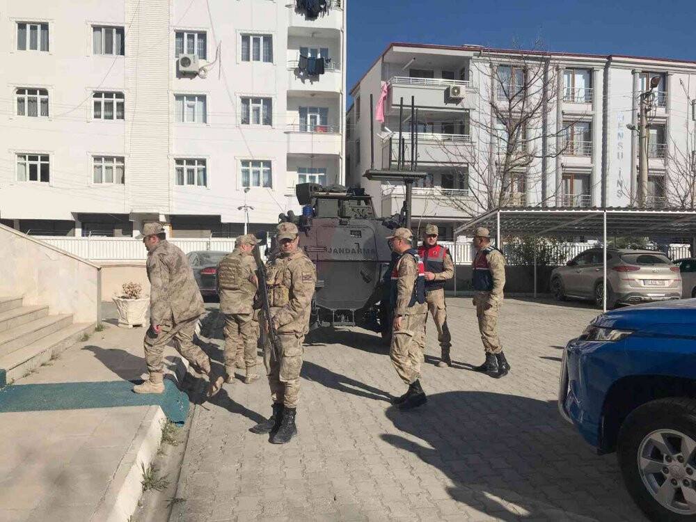 Iğdır’da işlenen çifte cinayette baba-oğul adliyeye sevk edildi