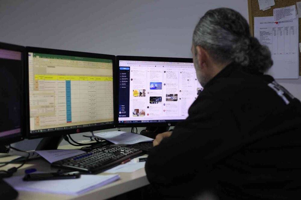 İnternet kullanımı yaşı düştü çocuklara karşı siber zorbalık arttı