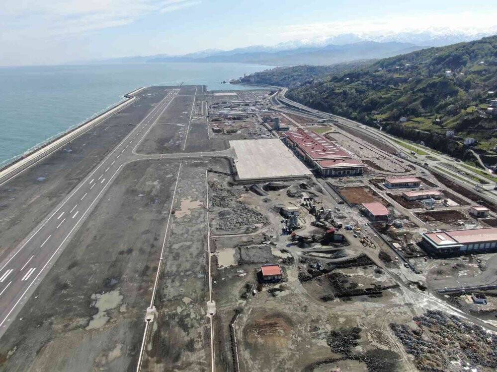 Rize-Artvin Havalimanı için ilk test uçuşu gerçekleştirildi