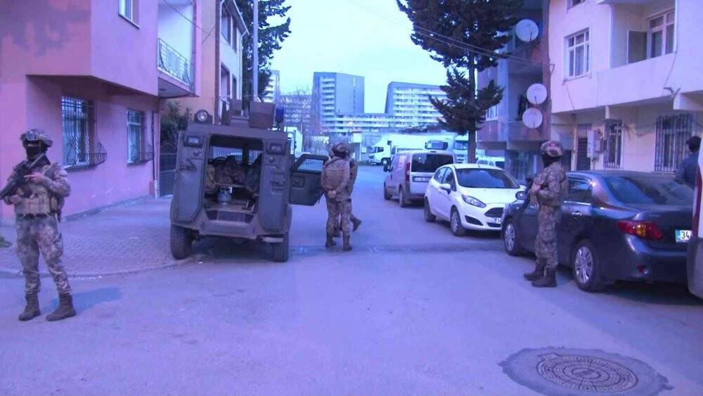 İstanbul’da sahte dolar basan çeteye operasyon