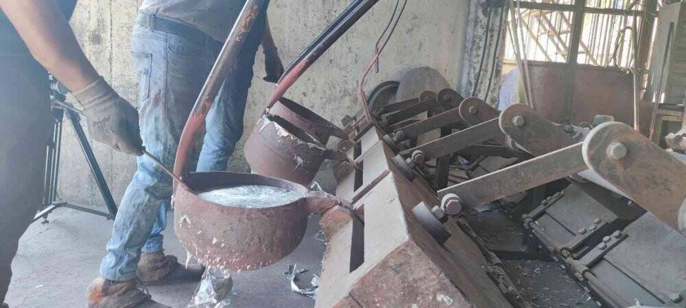 Alüminyum işçilerinin Ramazan’da sıcakla imtihanı