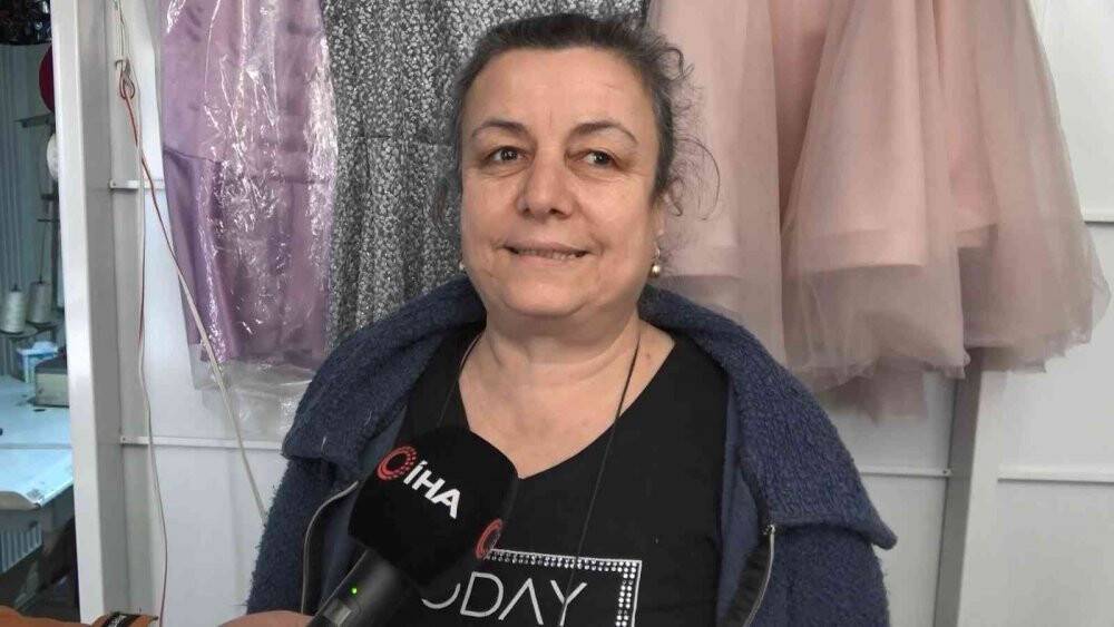 Balkondan hırsızın kafasına tabak yağdırdı