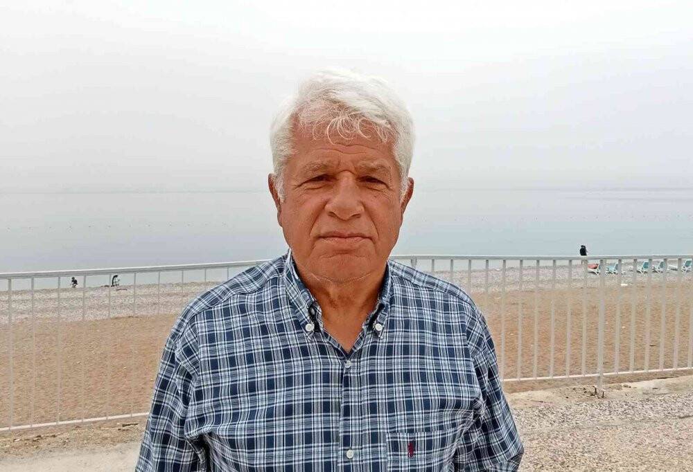 Binlercesi kıyıya vurmuştu bu sefer çıyanlara yem olurken görüntülendiler