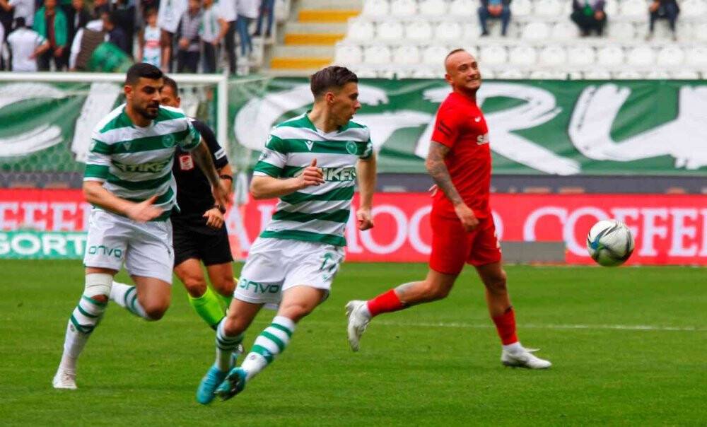 Spor Toto Süper Lig: Konyaspor: 2 - Gaziantep FK: 0 (İlk yarı)