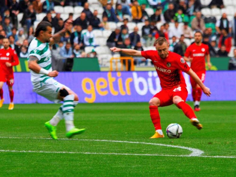 Spor Toto Süper Lig: Konyaspor: 2 - Gaziantep FK: 0 (İlk yarı)