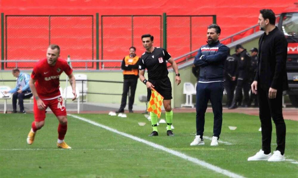 Spor Toto Süper Lig: Konyaspor: 2 - Gaziantep FK: 0 (İlk yarı)