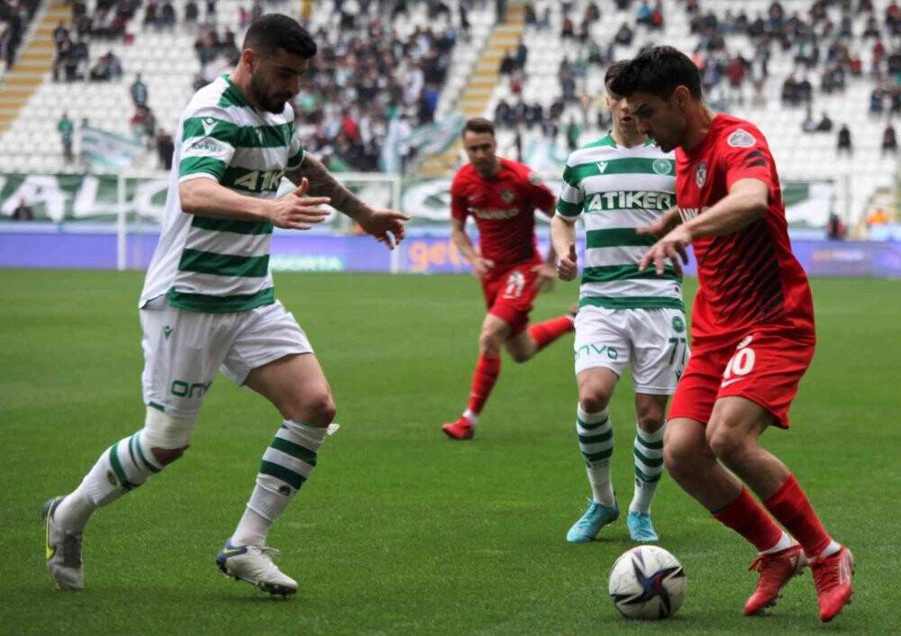 Spor Toto Süper Lig: Konyaspor: 2 - Gaziantep FK: 0 (İlk yarı)