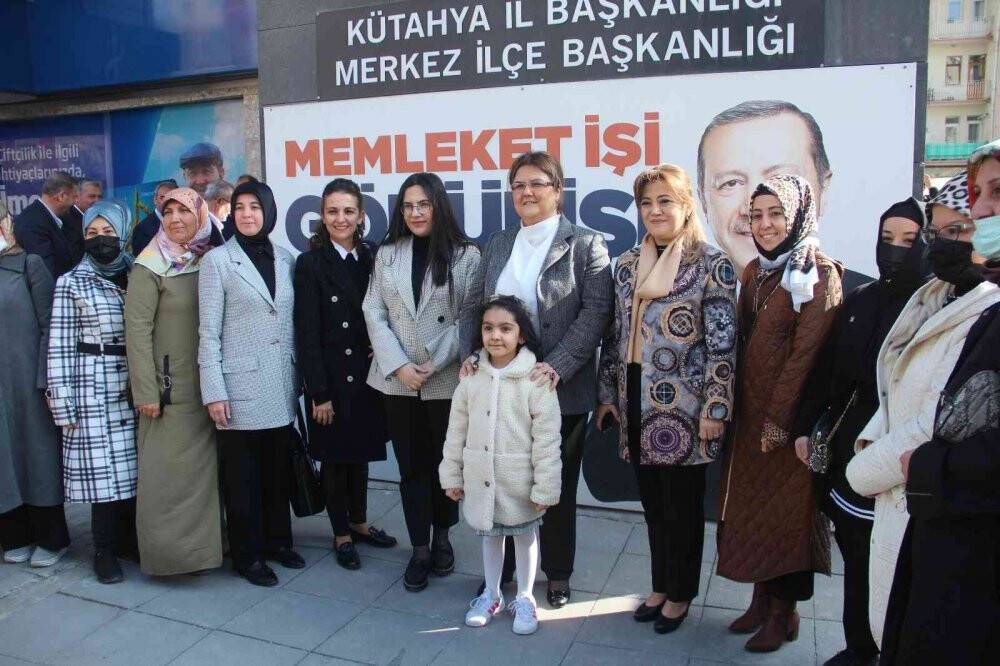 Bakan Derya Yanık Kütahya’da
