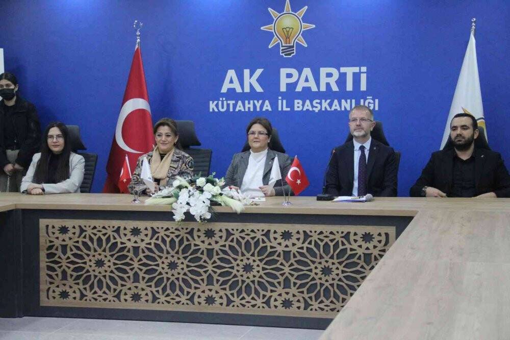 Bakan Derya Yanık Kütahya’da