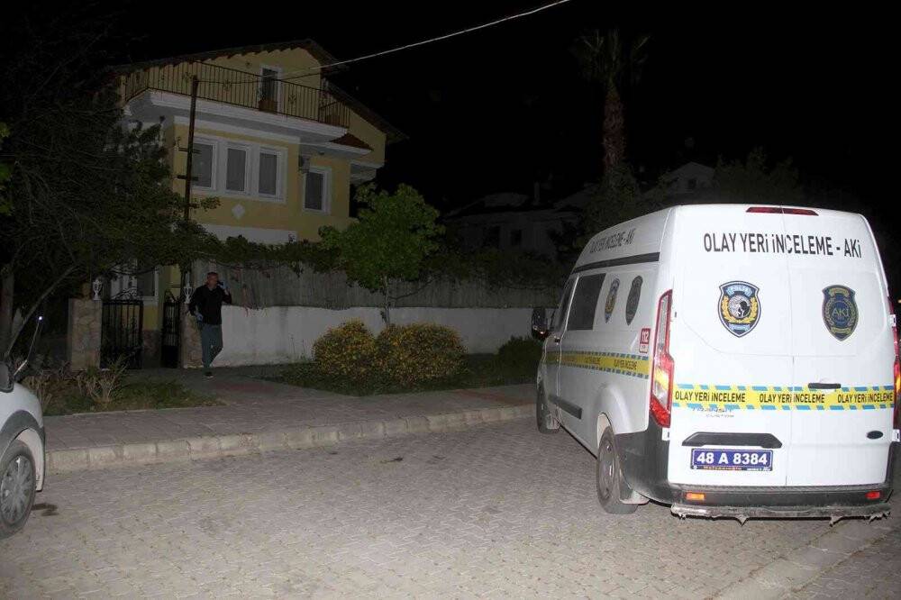 Ev arkadaşını çekiçle öldüren şahıs tutuklandı