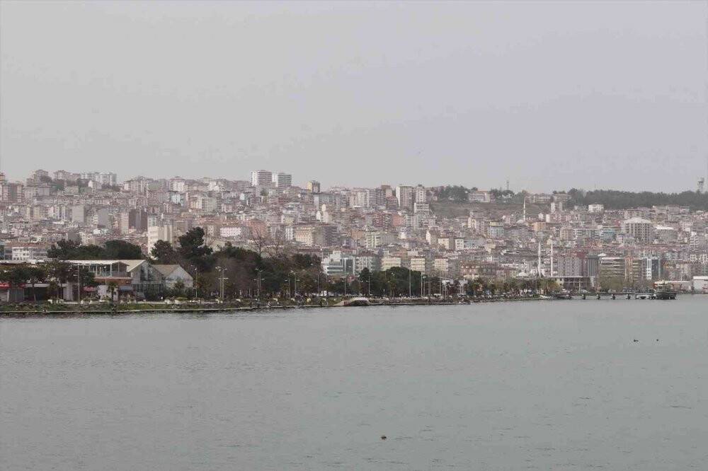 Samsun gündüz vakti geceyi yaşadı
