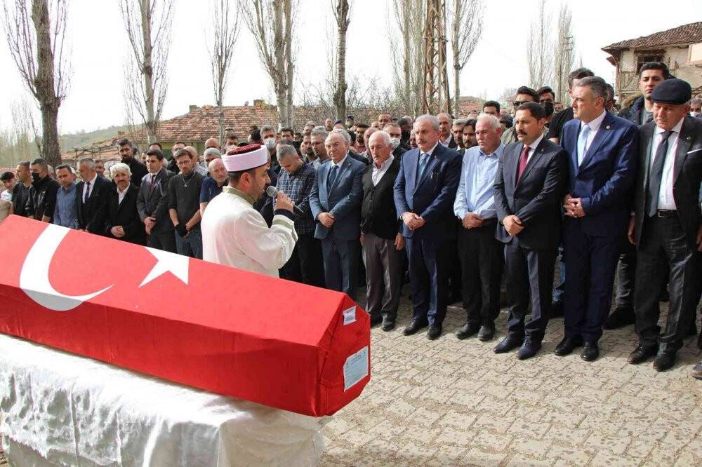 TBMM Başkanı Şentop’un vefat eden koruma polisi Amasya’da defnedildi