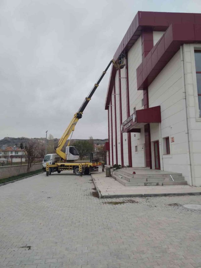 15 Temmuz Şehitleri Spor Salonunda bakım onarım çalışmaları