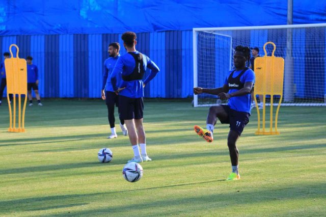 Adana Demirspor, Trabzonspor maçına Avrupa hedefiyle hazırlanıyor