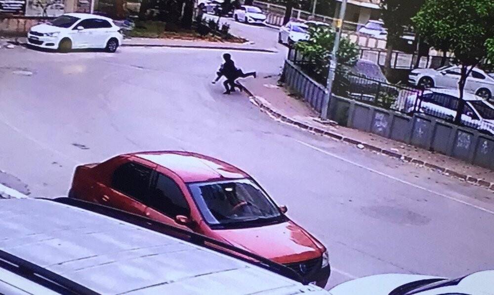 Kapkaççı dehşeti kamerada