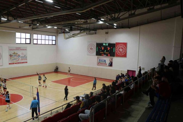 Voleybol Bölgesel Lig Kız müsabakaları Karabük’te başladı