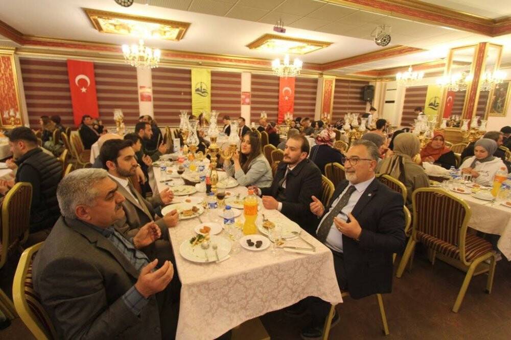 Şehit aileleri ile gaziler onuruna iftar verildi