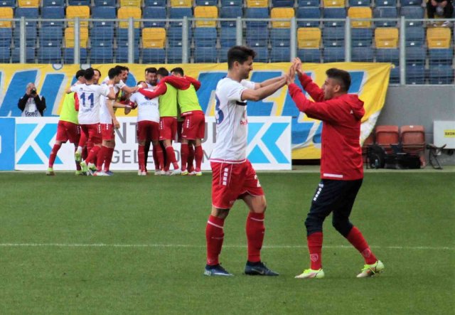 Spor Toto 1. Lig: MKE Ankaragücü: 2 - Altınordu: 3