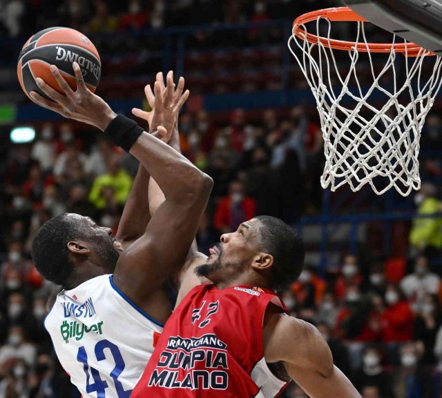 THY Euroleague: Olimpia Milano: 73 - Anadolu Efes: 66