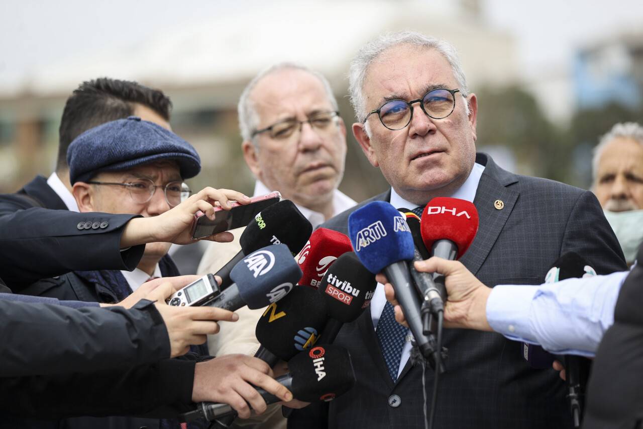 aa-20220422-27639258-27639255-galatasarayda-secime-yonelik-tedbir-kararinin-kaldirilmasi.jpg