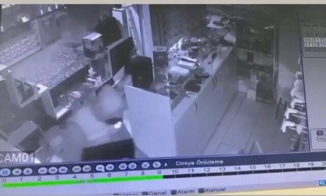 100 bin liralık telefon ve aksesuar hırsızlığı yaptılar