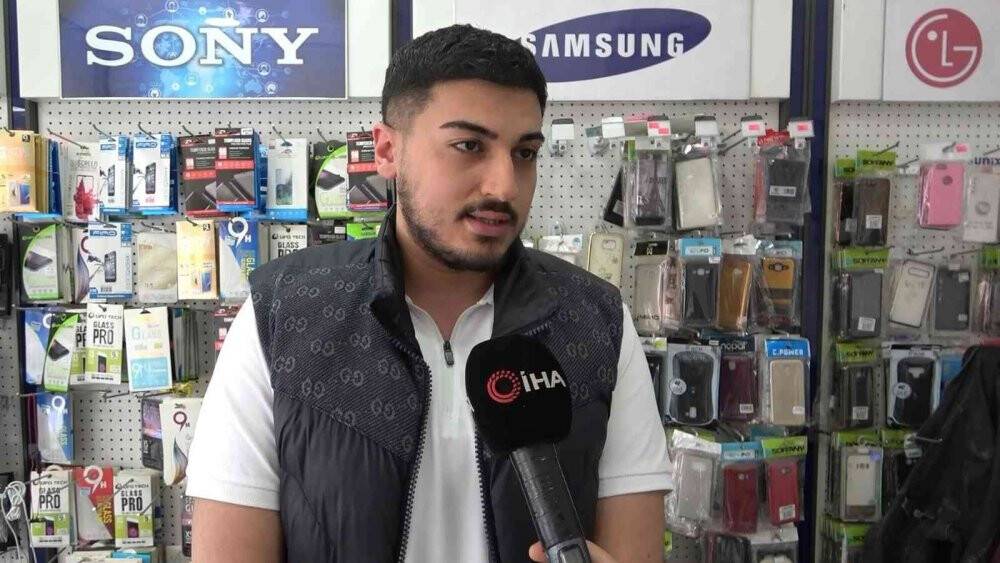 100 bin liralık telefon ve aksesuar hırsızlığı yaptılar