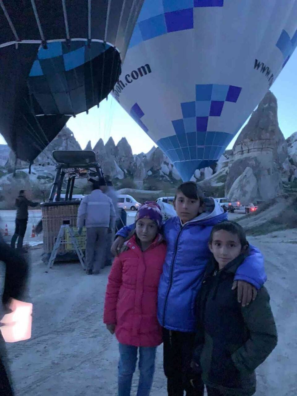 Kapadokya’da balonlar Türk bayrakları ile havalandı