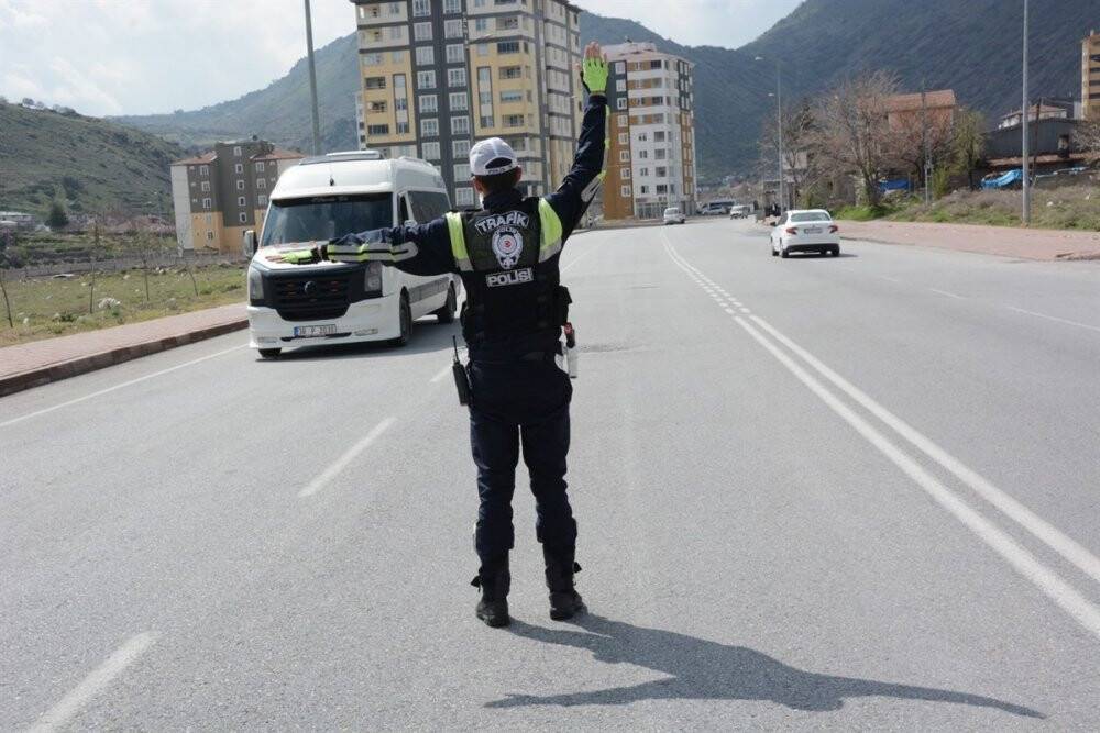 Ülke genelinde motosiklet, traktör ve servis araçları uygulaması gerçekleştirildi