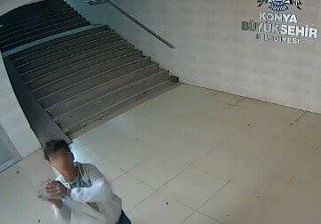 Çocukların alt geçitteki kameraları kırma eğlencesi pahalıya patladı