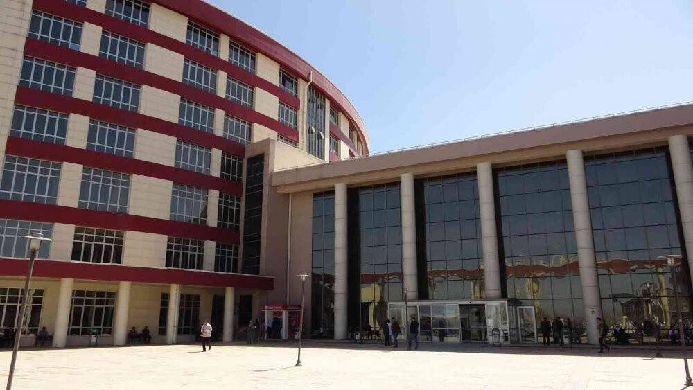 Muş’ta koronavirüs vakaları düştü, yoğun bakım servisleri kapatıldı