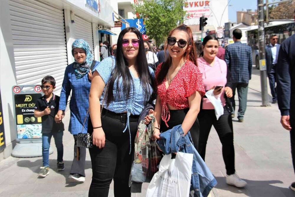 Uzmanlar uyardı, sahte güneş gözlükleri katarakt yapabilir