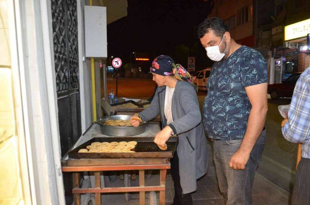 Fırınlarda kömbe mesaisi