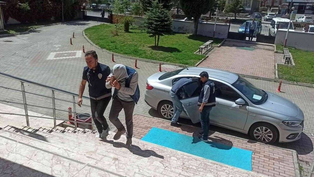 Konya’da polis uyuşturucuya geçit vermiyor