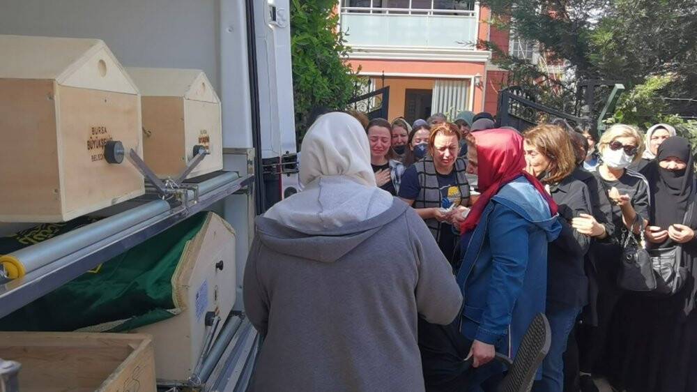 Bursa’da düşen uçağın öğrenci pilotu memleketine uğurlandı