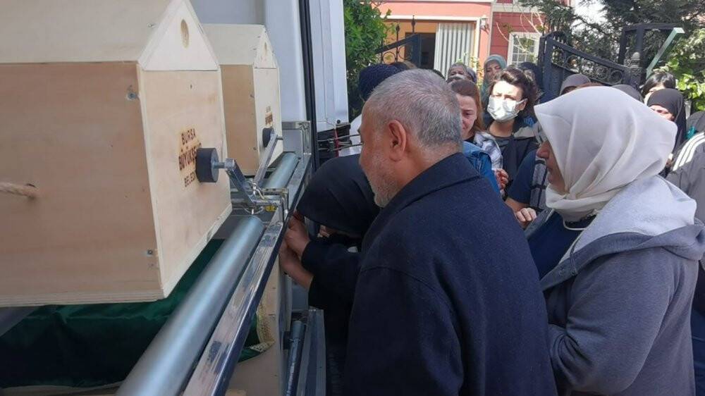 Bursa’da düşen uçağın öğrenci pilotu memleketine uğurlandı