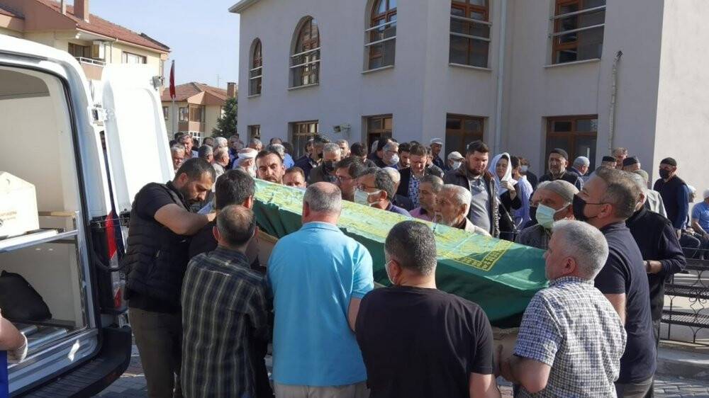 Bursa’da düşen uçağın öğrenci pilotu memleketine uğurlandı