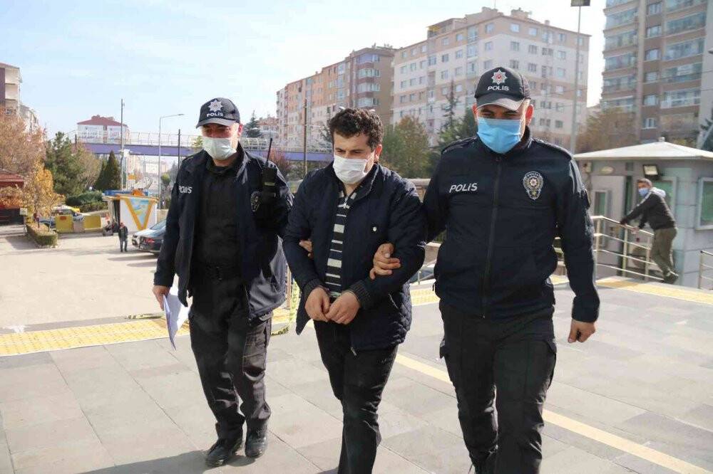 İşten kovulunca çalıştığı sitenin çatısını yakan kapıcının cezası belli oldu