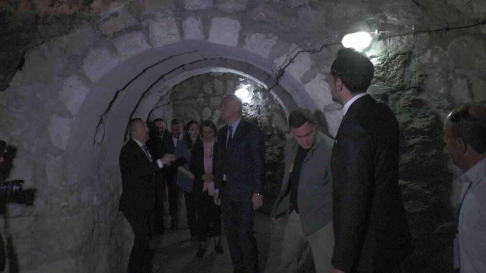 Kültür ve Turizm Bakanı Ersoy: Sezon başında açıkladığımız 42 milyon turist, 35 milyar dolar gelir hedefimize sadığız