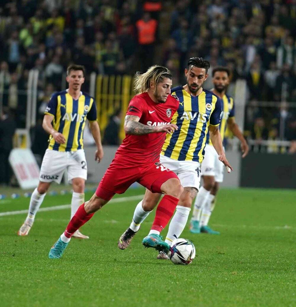 Spor Toto Süper Lig: Fenerbahçe: 1 - Gaziantep FK: 0 (İlk yarı)