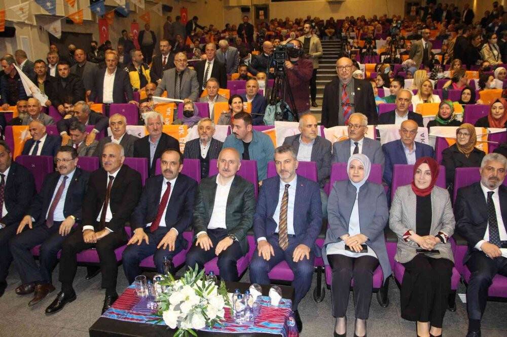 Bakan Karaismailoğlu: ' Zigana Tüneli’nin bu yıl sonunda tamamlanması hedefleniyor'