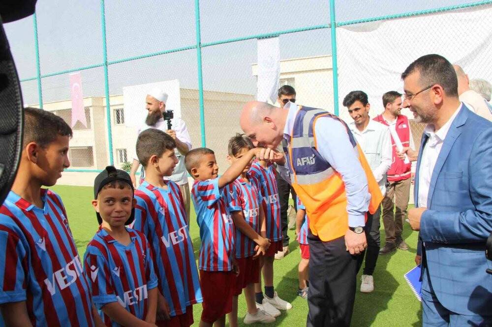 İçişleri Bakanı Soylu, İdlib’de briket evlerin anahtar teslim törenine katıldı