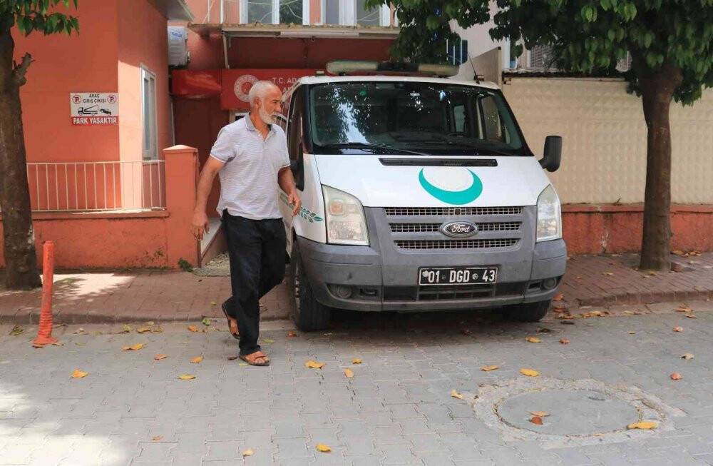 Cam silerken ölen adamın cenazesi gözyaşlarıyla alındı