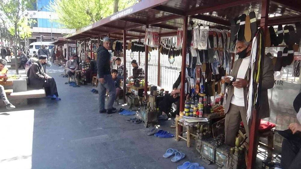 Dar ayakkabı düztabanlık ve mantar enfeksiyonu nedeni