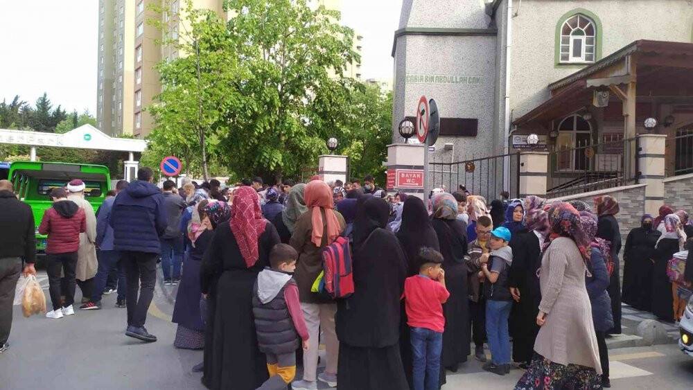 Saplantılı eski sevgilisinin öldürdüğü genç kıza acı veda